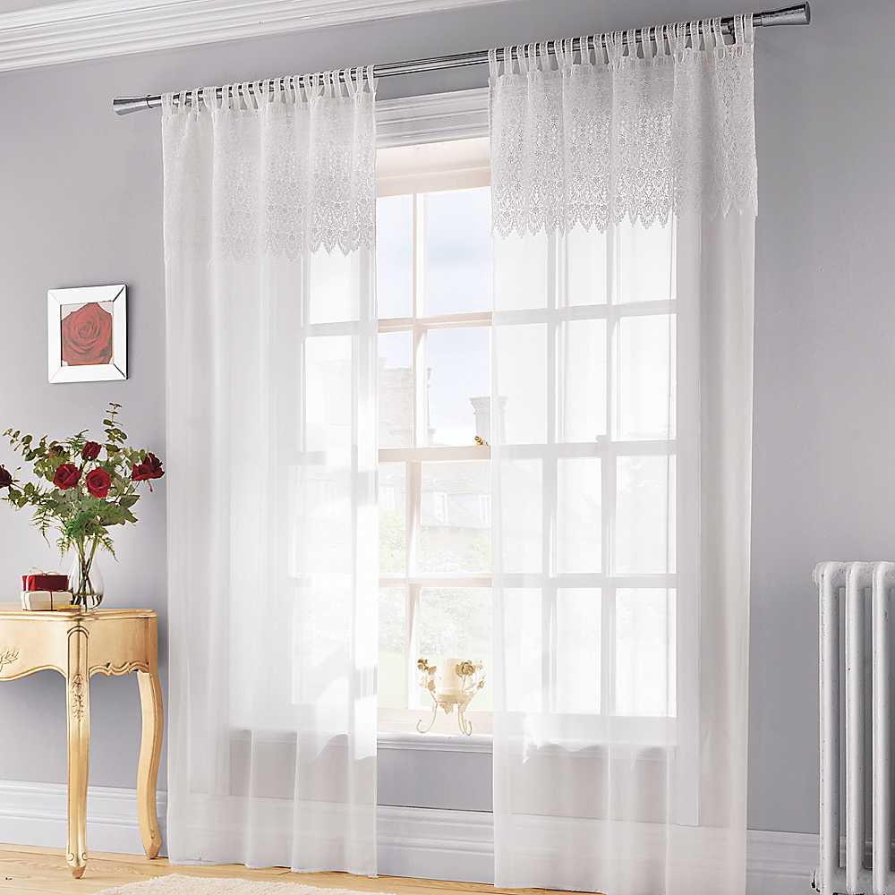 5 Ways to Decorate your Sash Windows in 